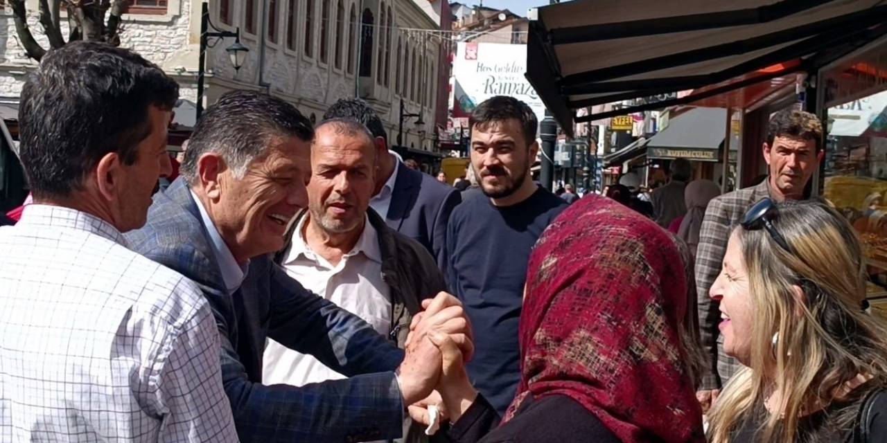 Yalçınkaya, Mazbatasını Almadan Teşekkür Turuna Çıktı