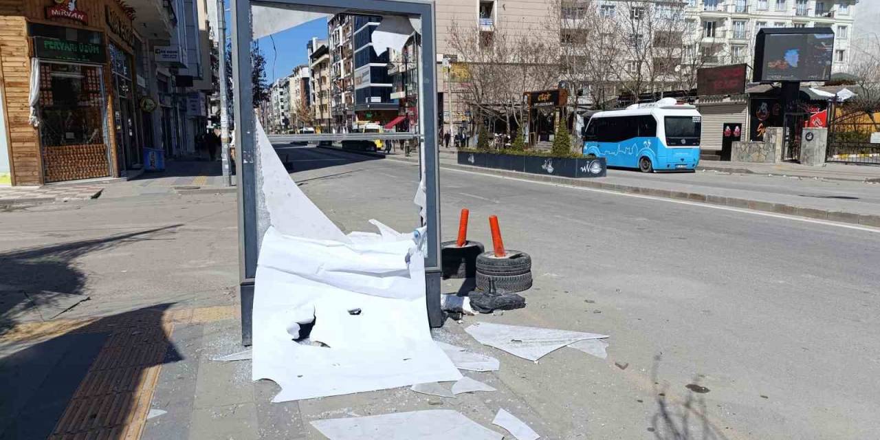 Van’da Yaşanan Olaylar Sonrası Sokakların Son Hali Görüntülendi