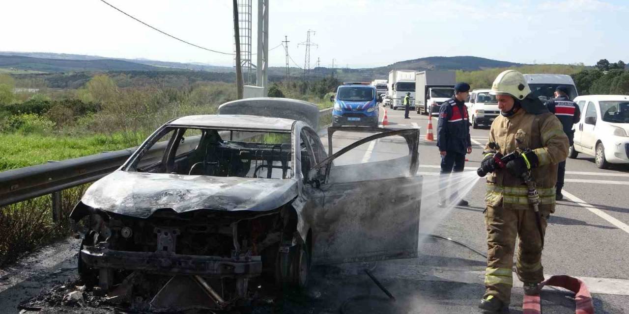 Pendik’te Kiralık Araç Alev Alev Yandı