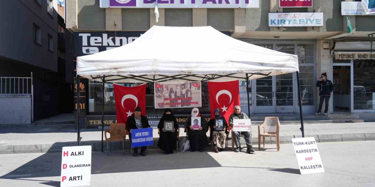 Ailelerin Eylemleri Devam Ediyor