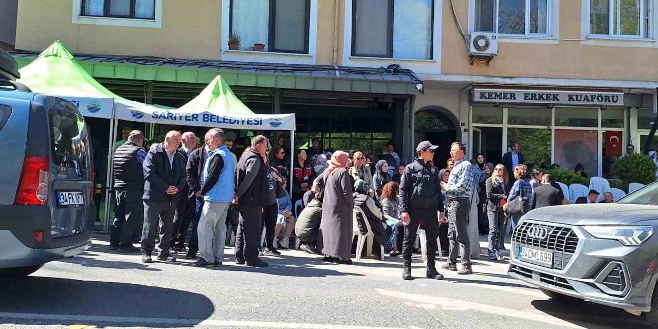 Beşiktaş’taki Yangında Hayatını Kaybeden Ramazan Alpan İçin Evinden Helallik Alındı