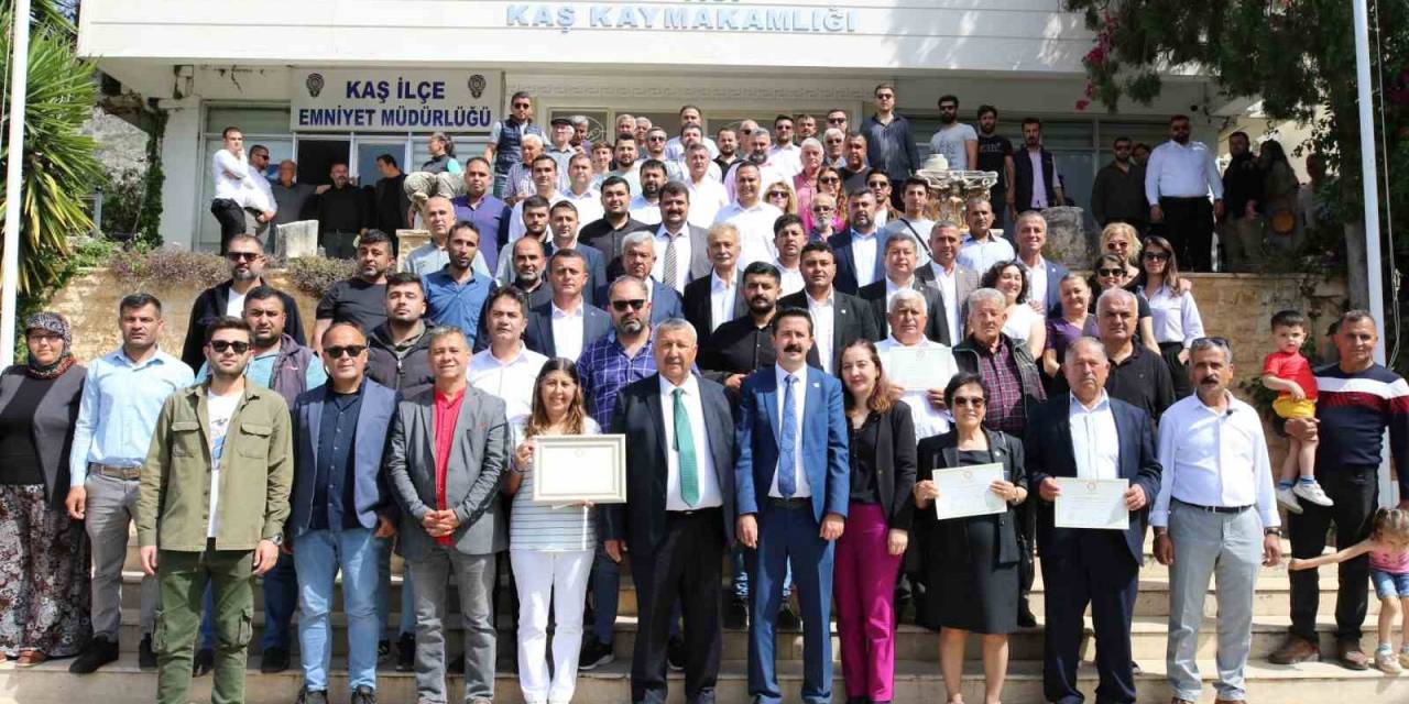 Kaş Belediye Başkanı Erol Demirhan Görevi Devraldı