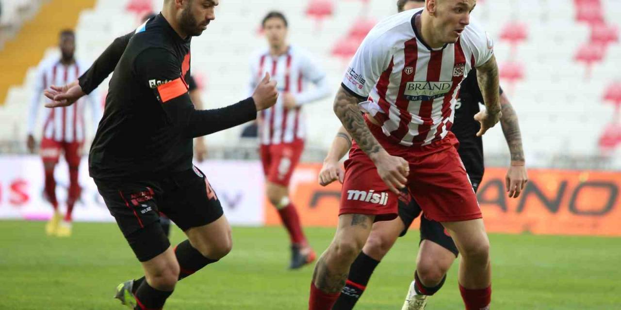 Trendyol Süper Lig: Sivasspor: 1 - F. Karagümrük: 0 (Maç Sonucu)