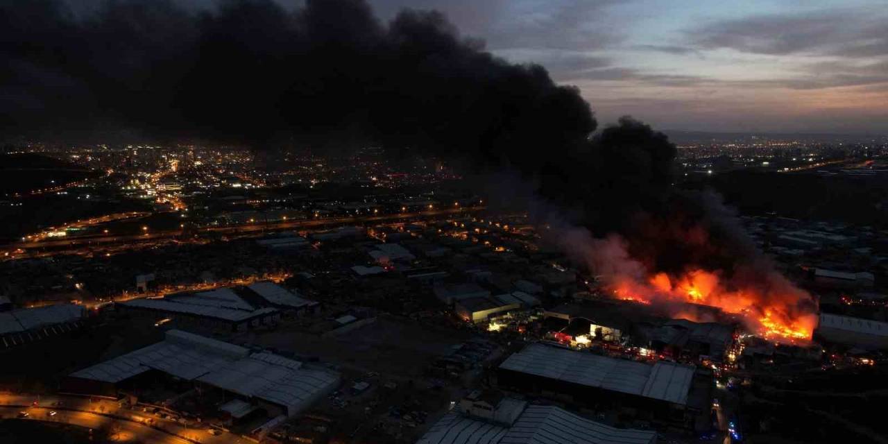 Başkentte Hurdacılar Sitesi’nde Çıkan Yangın Havadan Görüntülendi