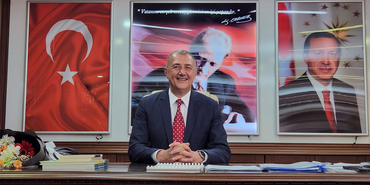 Ardeşen Belediye Başkanı Enver Atagün, göreve başladı