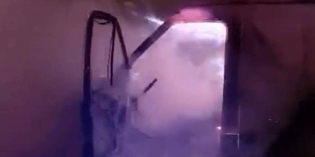 Osmaniye’de Seyir Halindeki Minibüs Yandı