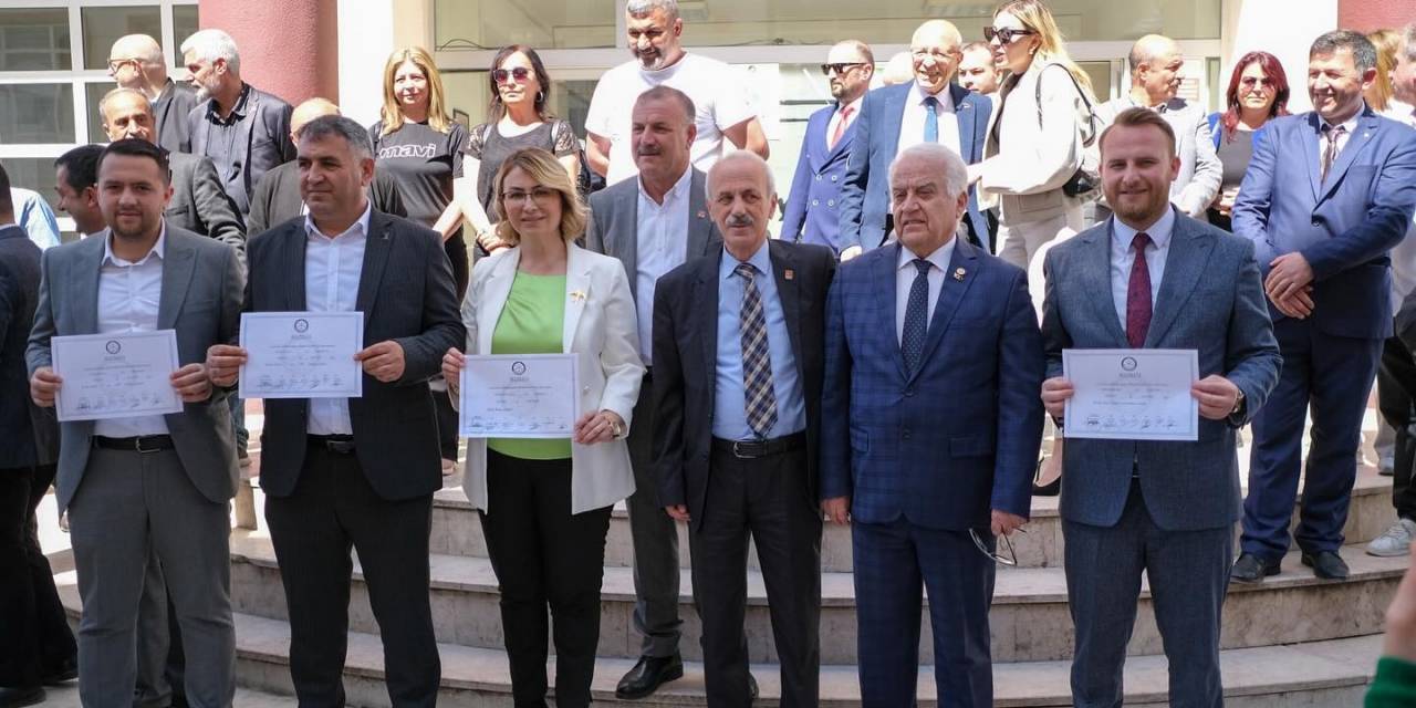 Altınova Belediye Başkanı Fazlaca Görevine Başladı