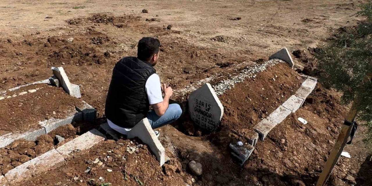 İstanbul’da Gece Kulübündeki Yangında Hayatını Kaybeden Genç Batman’da Toprağa Verildi