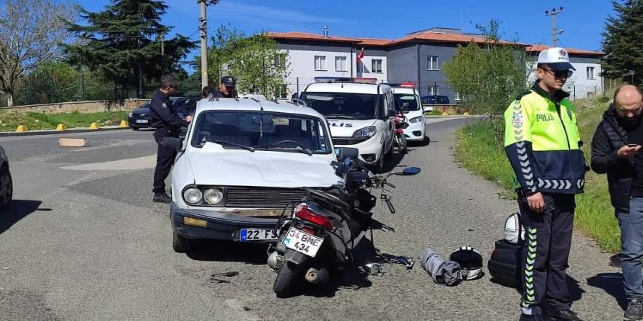 Keşan’da Otomobil İle Motosiklet Çarpıştı: 3 Yaralı