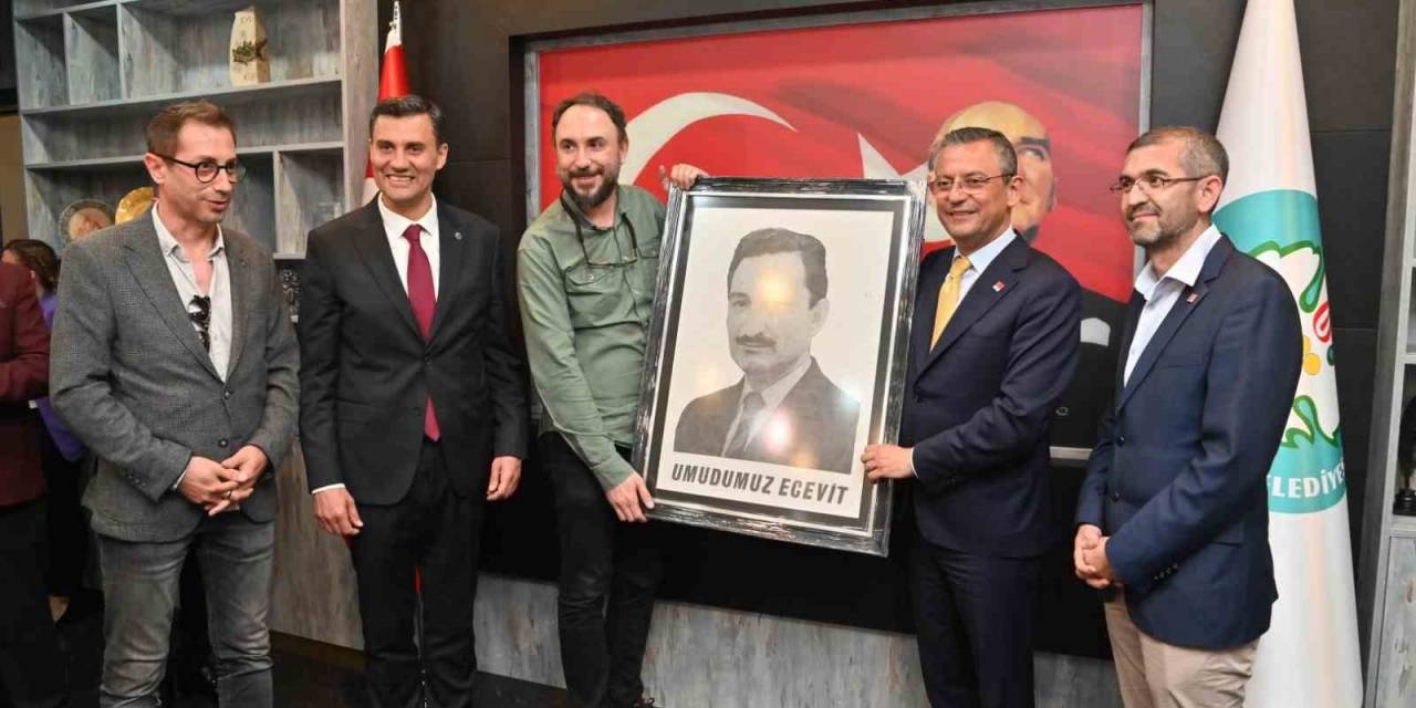 Chp Genel Başkanı Özgür Özel’den İlk Ziyaret Başkan Zeyrek’e