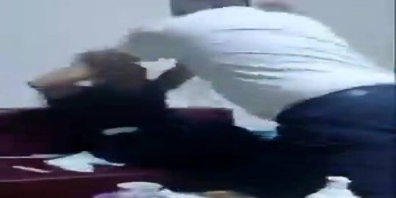 Hastanede Müdür Yardımcısı İle Teknikerin Kavgası Kamerada