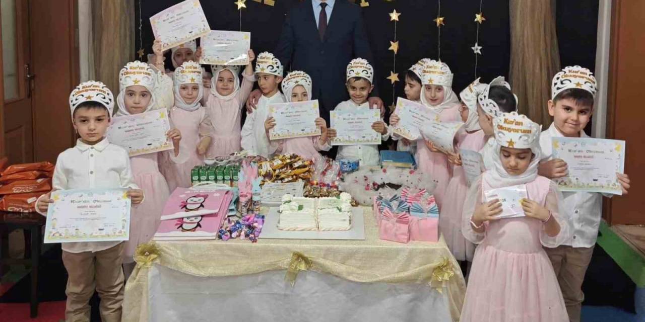 İpekyolu İlçesinde Kur’an-ı Kerim’e Geçen Çocuklar İçin Tören Düzenledi