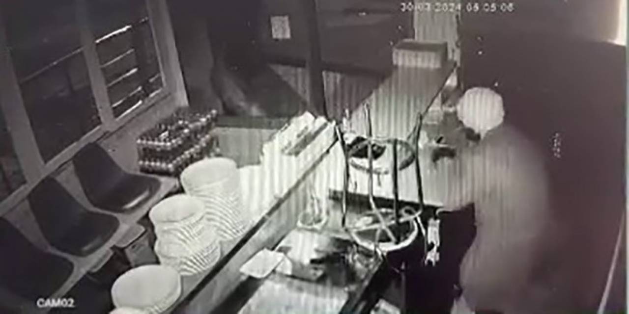 İş Yerindeki Hırsızlık Anı Kameralara Yansıdı
