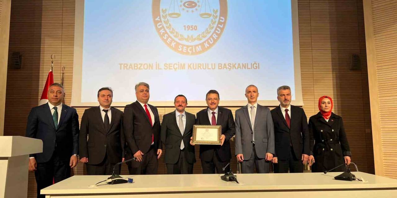 Başkan Genç Mazbatasını Aldı