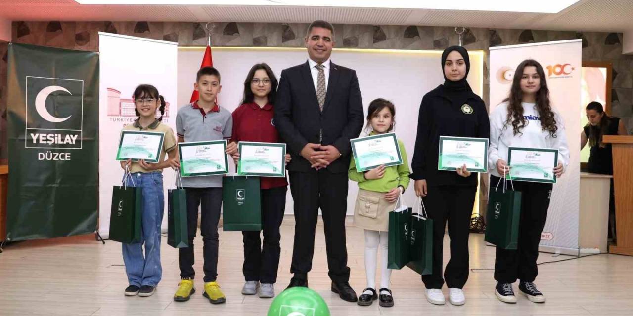 Ödüller Vali Aslan’dan