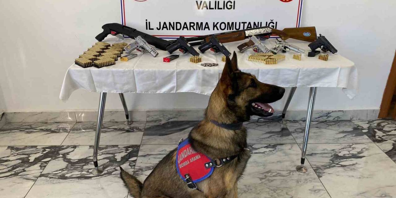 Beldeyi Savaş Meydanına Çeviren Şahıslara Jandarma ‘Dur’ Dedi