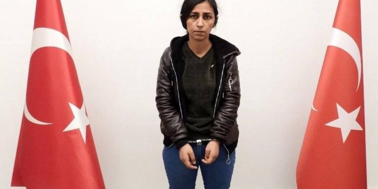 Mit, Pkk’nın Sözde Fırat Bölgesi Sorumlusu İpek Demir’i Yakalayarak Türkiye’ye Getirdi