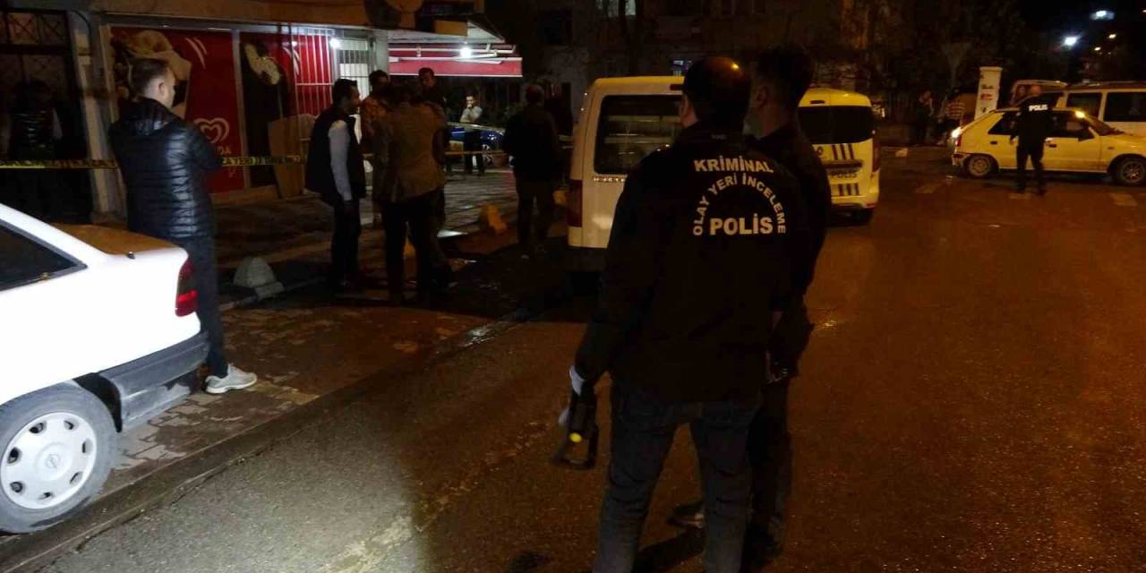 Tartıştığı Babasını Bıçaklayarak Öldürdü