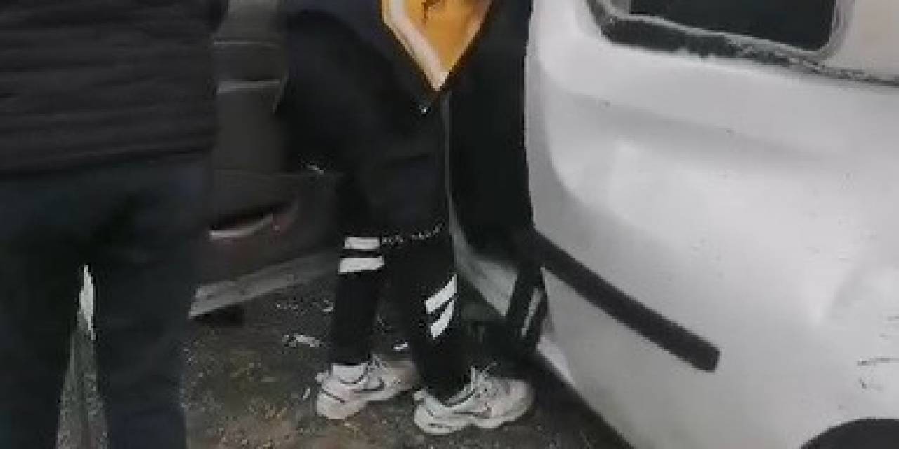 Kars’ta Trafik Kazası: 3 Yaralı