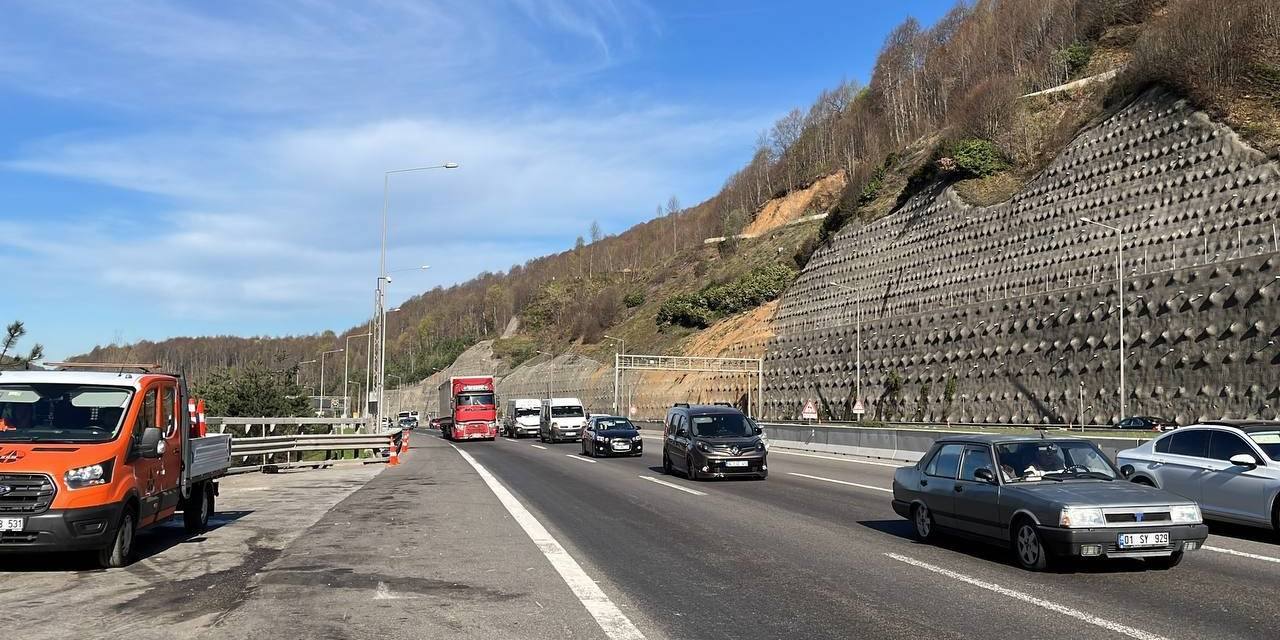Bayram Tatilcilerinin Yoğunluğu Sürüyor