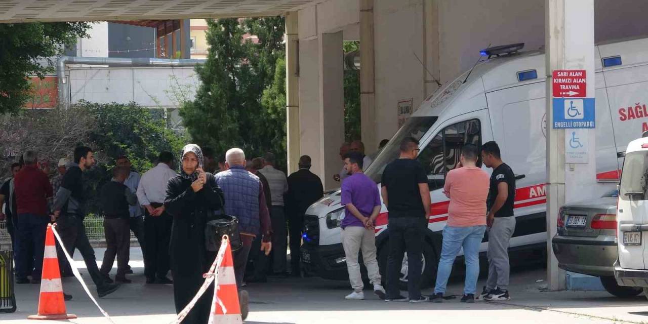 Mersin’de Kepçenin Kova Kısmının Altında Kalan İşçi Hayatını Kaybetti