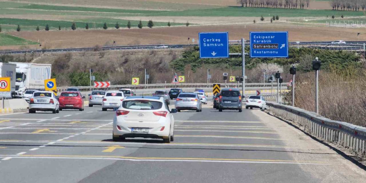Karadeniz Bağlantı Noktasında Trafik Akıcı Olarak Sağlanıyor