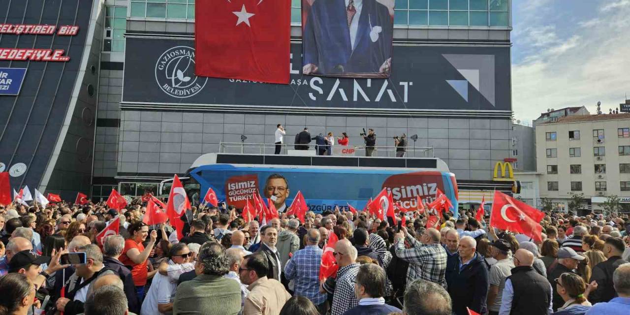 Gaziosmanpaşa Belediye Başkanı Bahçetepe, Görevinin İlk Gününde Gaziosmanpaşalılarla Buluştu