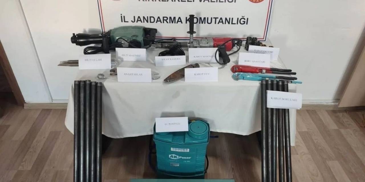 Kırklareli’nde Define Arayan 4 Kişi Yakalandı