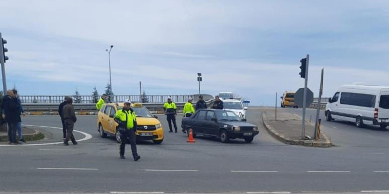 Trabzon'da trafikte tartıştığı Rize plakalı otomobil sürücüsünü silahla yaralayan zanlı tutuklandı