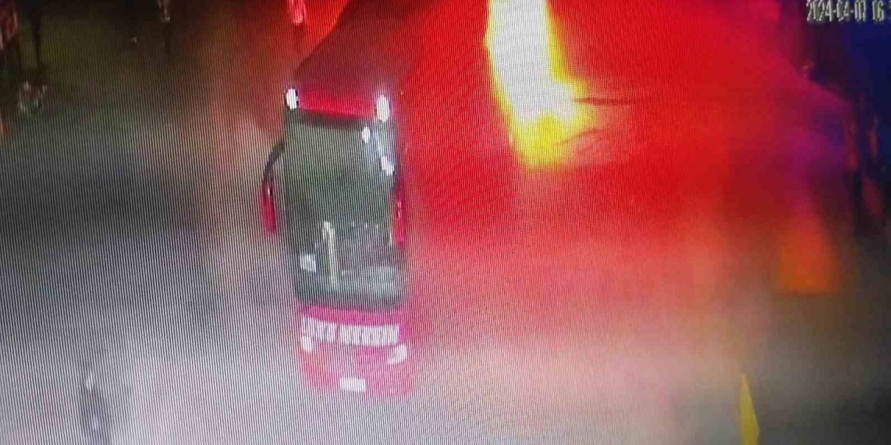 Ümraniye’de Yolcu Otobüsü Alev Topuna Döndü: O Anlar Kamerada