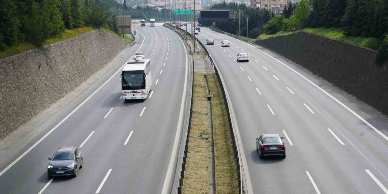 Tem’de Trafik Bayram Tatilinin 2’nci Gününde Akıcı Seyrediyor