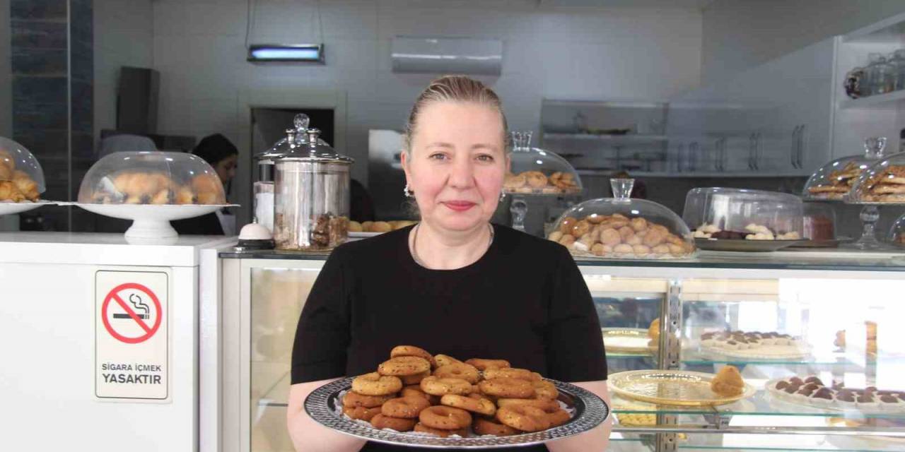 Kadınların Köy Kahkesi Mesaisi