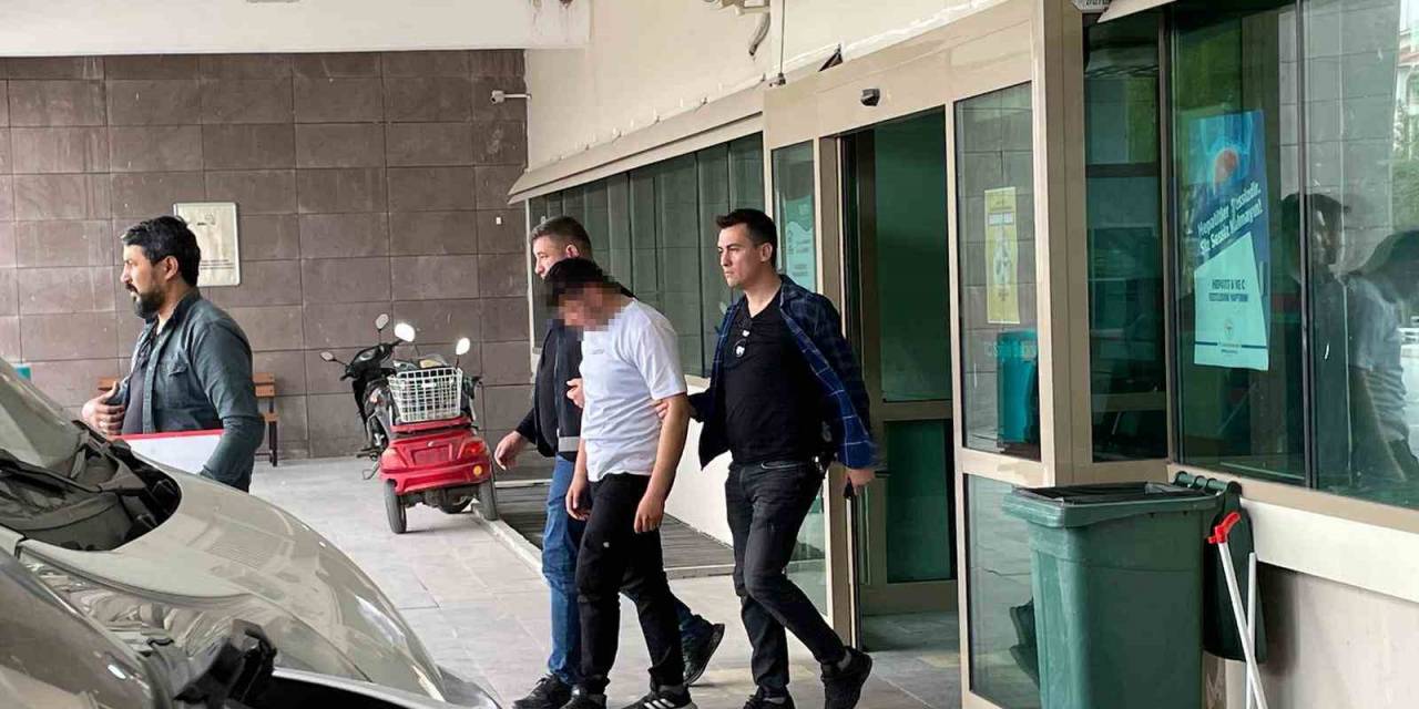 Girdiği Evden 100 Bin Tl’lik Altın Çaldı