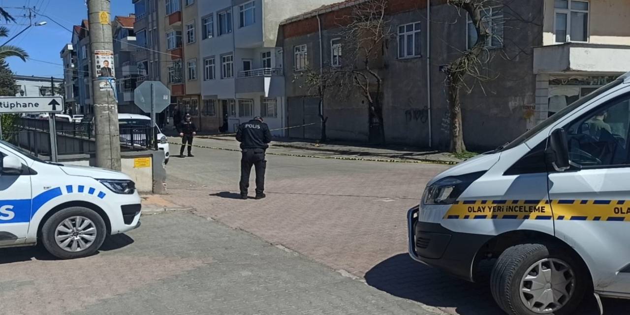 Boşanmak İstemeyen Eşine Kurşun Yağdırdı