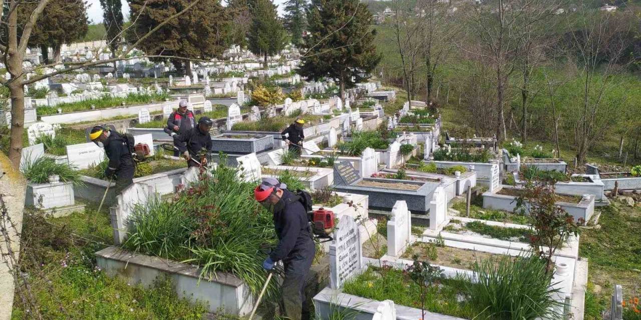 Ordu’da Şehitlik Ve Mezarlıklarda Bayram Temizliği