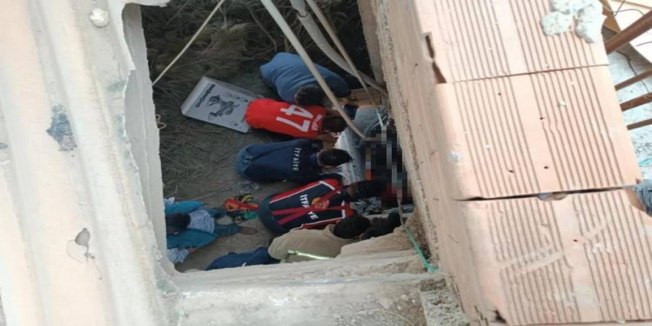 Havalandırma Boşluğuna Düşen Kadın Hayatını Kaybetti