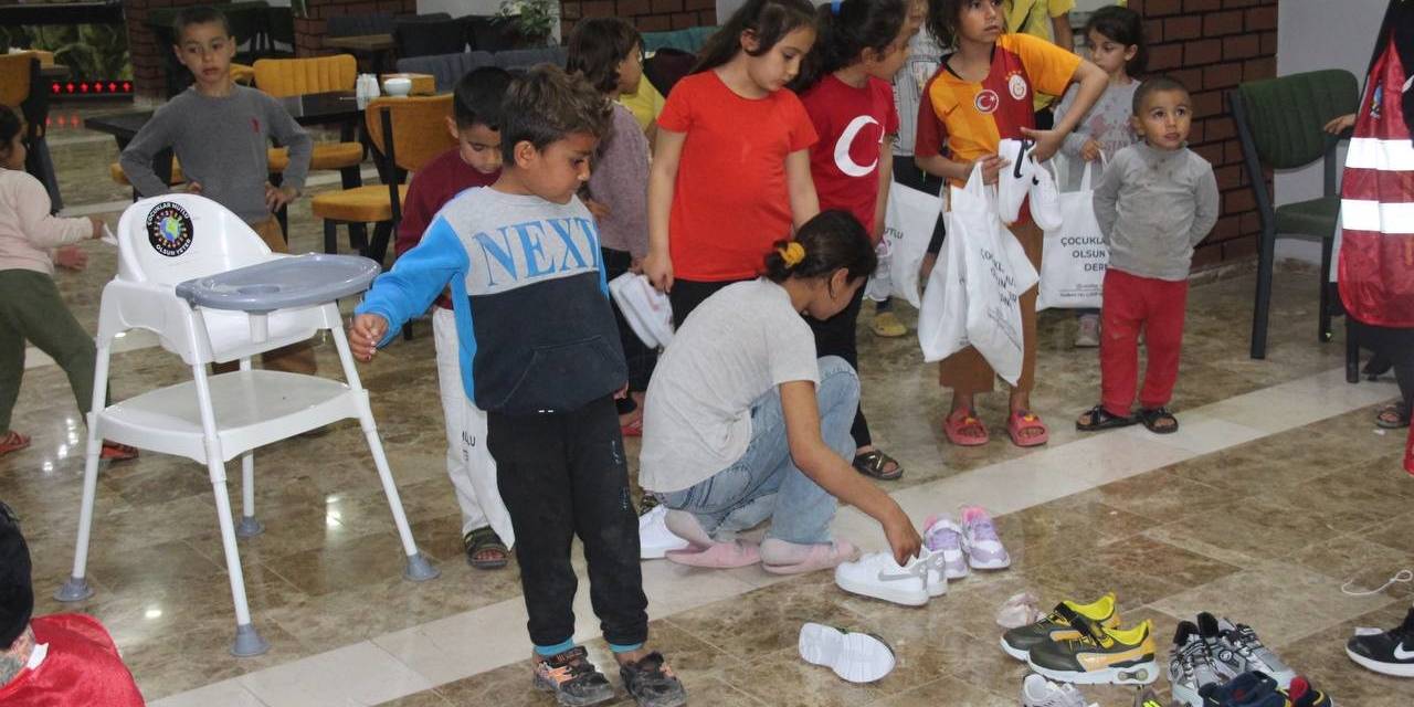 Depremzede Çocukların Bayramlık Heyecanı