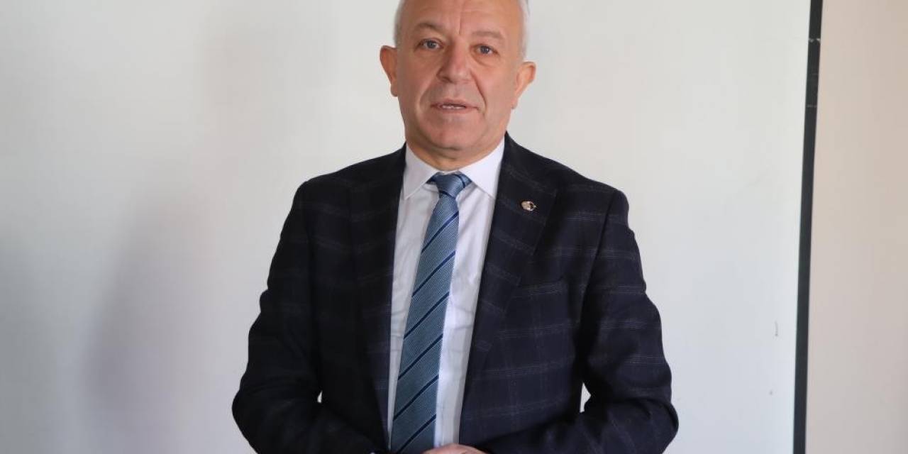 Dernekten Sürücülere Bayram Uyarısı: "Bayramınız Kemerli Olsun"