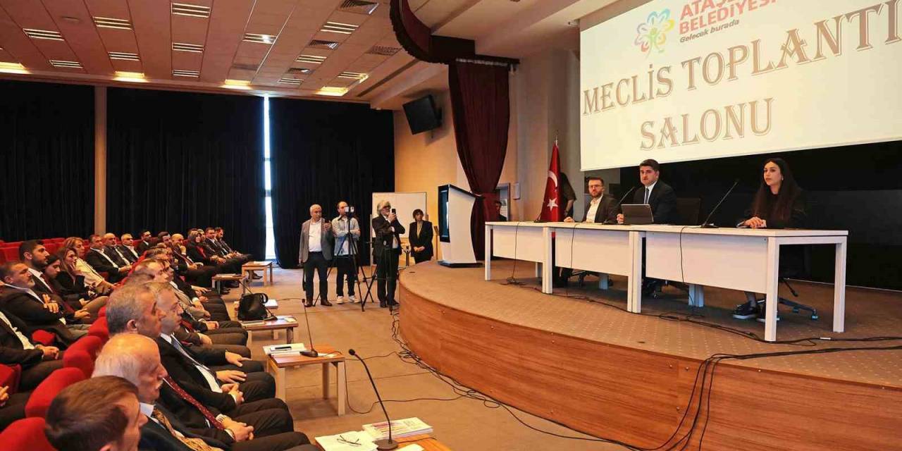 Ataşehir Belediye Meclisi Yeni Dönem Toplantılarına Başladı