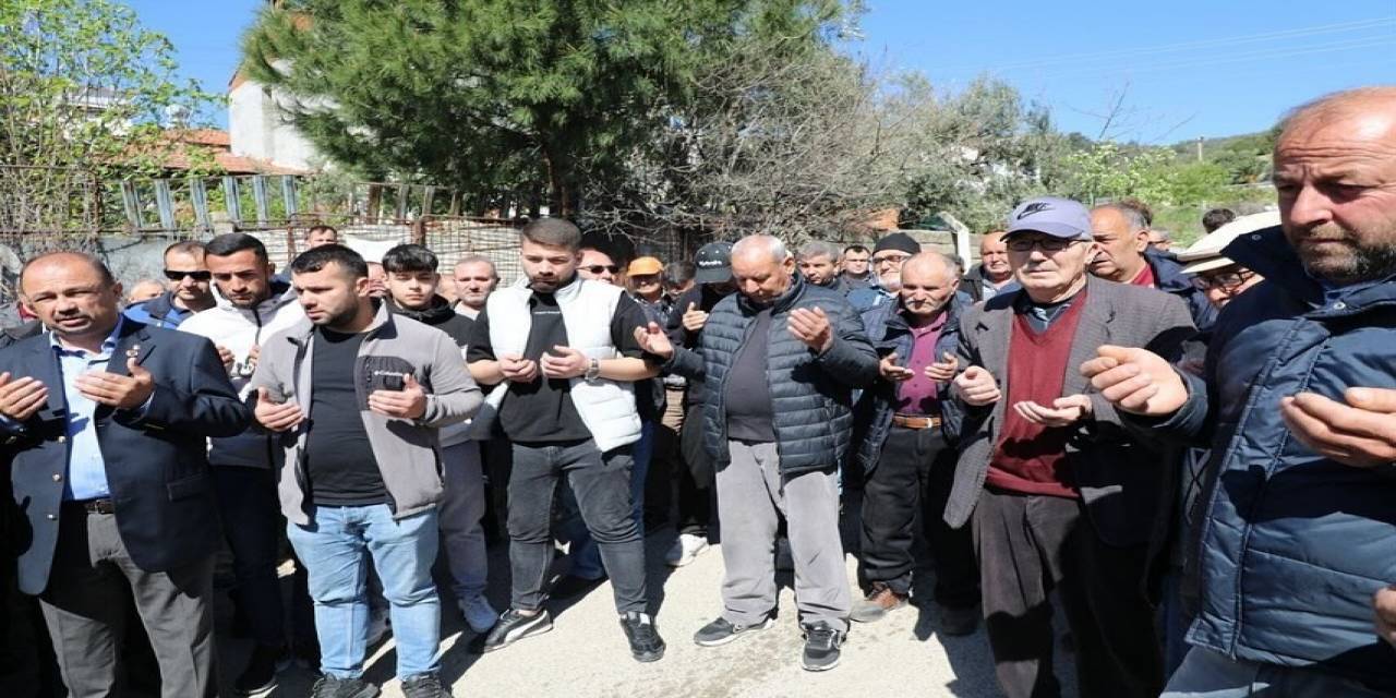 Kamyonla Çarpışan Motosikletin Hayatını Kaybeden Sürücüsü Son Yolculuğuna Uğurlandı