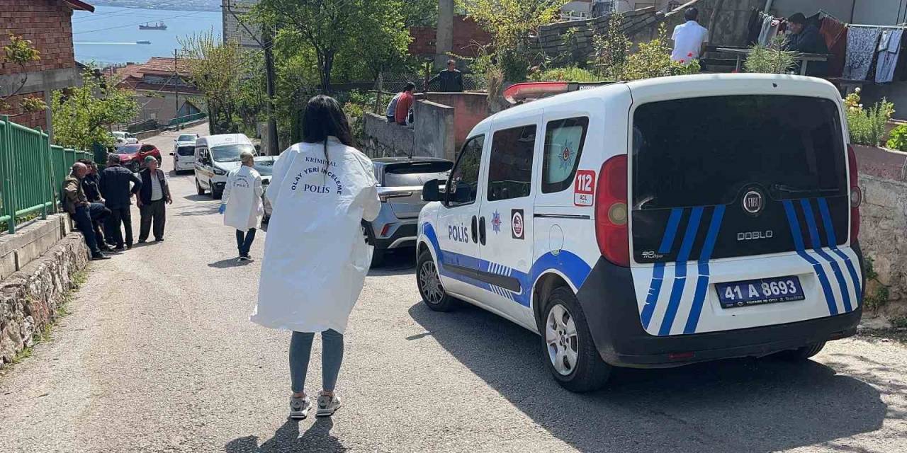 41 Yaşındaki Kadın Evinde Ölü Bulundu