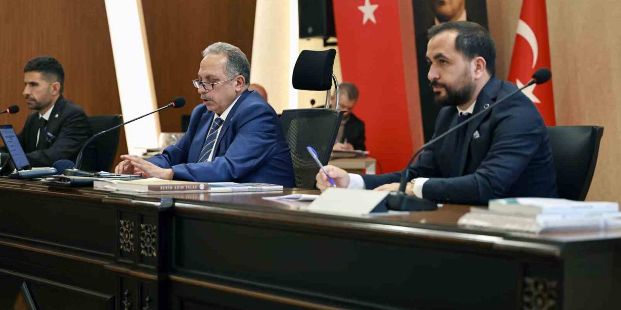 Talas’ta Yeni Dönem İlk Meclis Toplantısı