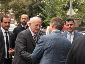 Ak Partli İsmail Kahraman Seçim Çalışmalarını Sancaktepe’de Sürdürdü
