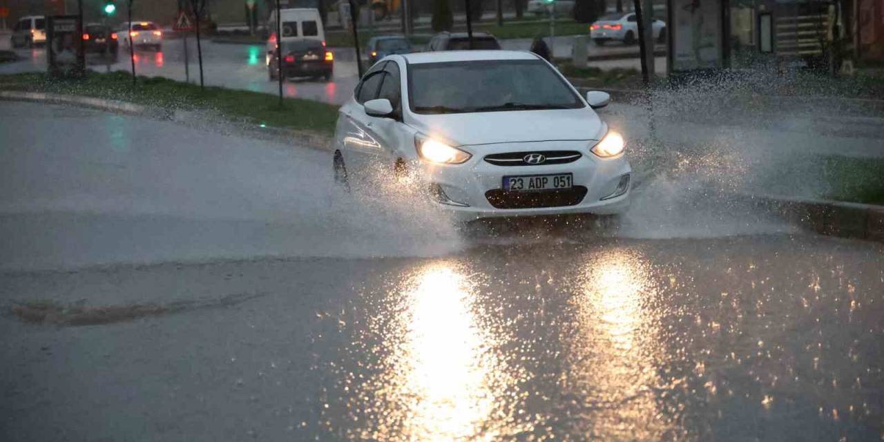 Meteorolojiden 5 İl İçin Sağanak Uyarısı