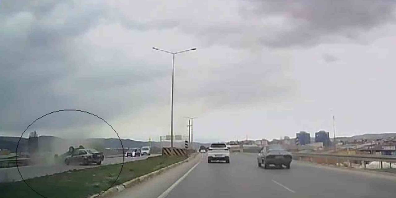 3 Kişinin Yaralandığı Kazanın Görüntüleri Ortaya Çıktı