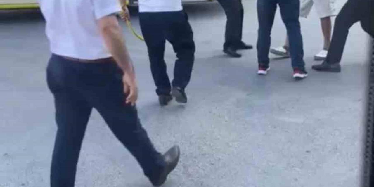 Maltepe’de İett Şoförünün Yolcuya Demir Sopayla Saldırdığı Anlar Kamerada