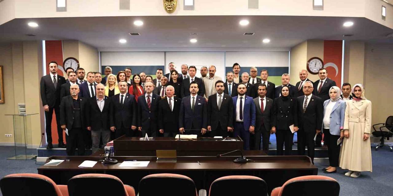 Osmangazi’de Yeni Dönemin İlk Meclis Toplantısı Gerçekleşti