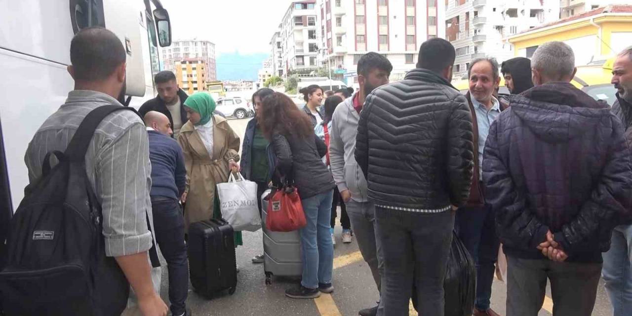 Hatay Otogarında Bayram Yoğunluğu