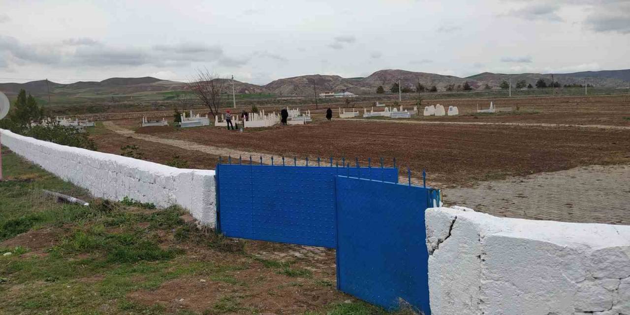 Seçilen Muhtardan Bayram Öncesi Örnek Davranış