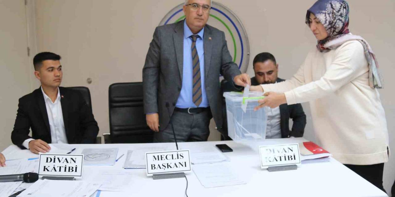 Çameli Belediye Meclisi Yeni Dönemin İlk Toplantısında Yönetim Kadrosunu Belirledi